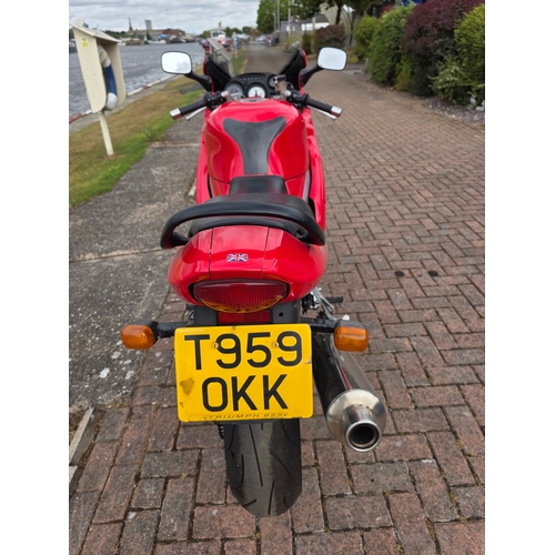 302 - 1999 Triumph Sprint ST, 955cc. Registration number T959 OKK. Vin number SMTTF600MGX088101. Engine nu... 