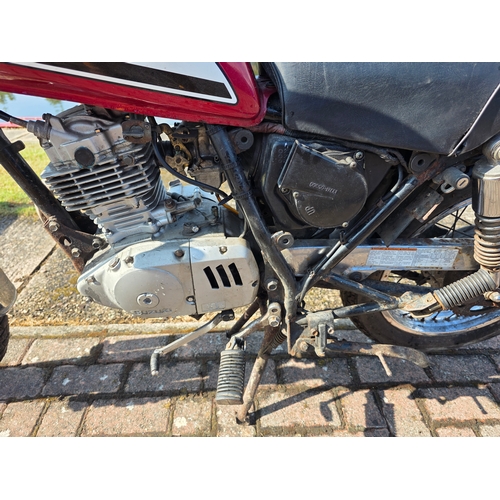 304 - 2000 Suzuki GN124, 124cc. Registration number X258 XJT. Frame number 501862. Engine number F401-4715... 
