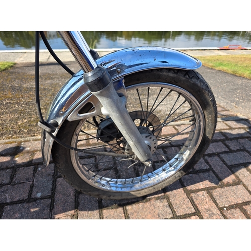 304 - 2000 Suzuki GN124, 124cc. Registration number X258 XJT. Frame number 501862. Engine number F401-4715... 