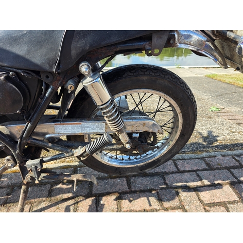 304 - 2000 Suzuki GN124, 124cc. Registration number X258 XJT. Frame number 501862. Engine number F401-4715... 