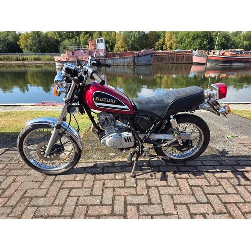304 - 2000 Suzuki GN124, 124cc. Registration number X258 XJT. Frame number 501862. Engine number F401-4715... 