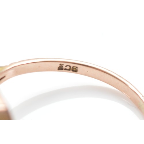 31 - A 9ct gold blue paste solitaire ring, L, 2g