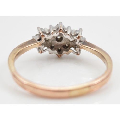 32 - A 9ct gold brilliant cut diamond cluster ring, Q, 2.2g