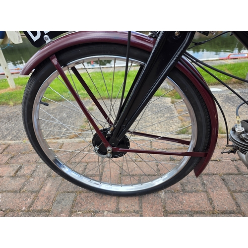 306 - 1946 Norman Autocycle, 98cc. Registration number DBT 950 (non transferrable). Frame number R512 (not... 