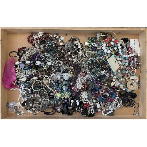 Lot 28        
