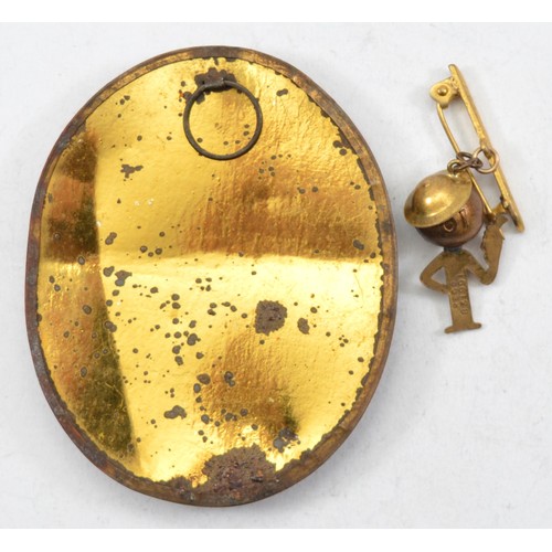 31 - A Fumsup charm brooch, with a framed Victoria picture, 70mm x 55mm