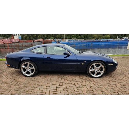 260 - 2002 Jaguar XKR, Supercharged, 3996cc. Registration number YD02 WFM. VIN number SAJAC41N42PA28847.So... 