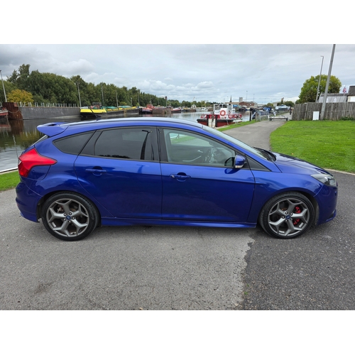 256 - 2013 Ford Focus ST-2 Turbo, 1999cc. CAT D 2017. Registration number ST62 WJX. VIN number WFOKXXGCBKC... 