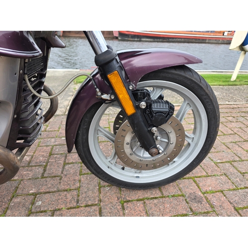 317 - 1992 BMW R100RT, 980cc. Registration number K744 MEU. Frame number 6337810. Engine number (not found... 