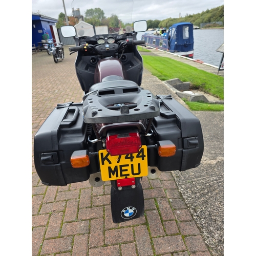 317 - 1992 BMW R100RT, 980cc. Registration number K744 MEU. Frame number 6337810. Engine number (not found... 