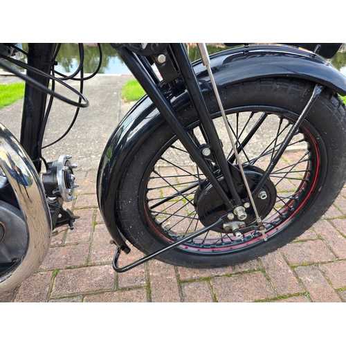 318 - 1937 Ariel Red Hunter, 500cc. Registration number EUM 21 (non transferrable). Frame number XF 9395. ... 
