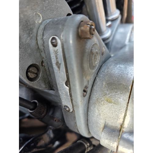 318 - 1937 Ariel Red Hunter, 500cc. Registration number EUM 21 (non transferrable). Frame number XF 9395. ... 