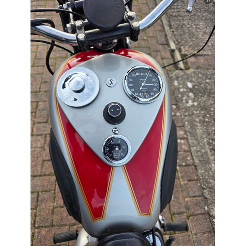 318 - 1937 Ariel Red Hunter, 500cc. Registration number EUM 21 (non transferrable). Frame number XF 9395. ... 