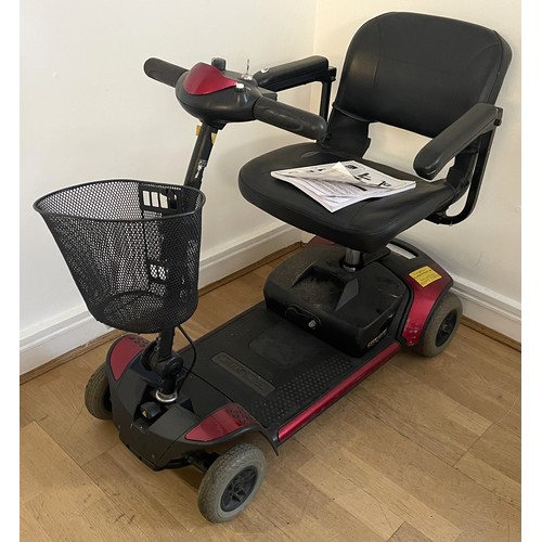 29 - Go-Go ‘Elite Traveller’ Mobility Scooter, comes with owners manual and key, battery present but no c... 