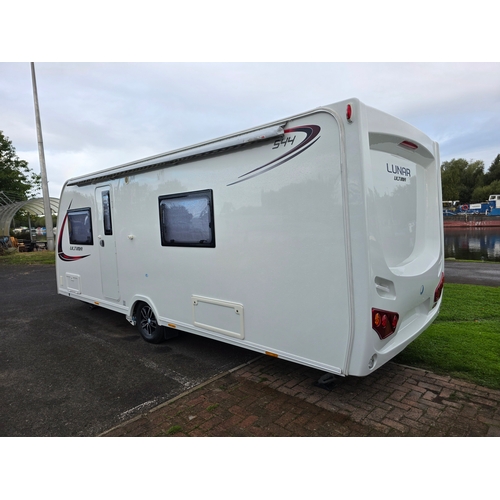 251 - 2018 Luna Ultima 544 caravan. Chassis number SGLS 000LUJ1039558.Sold with the service book, manuals,... 
