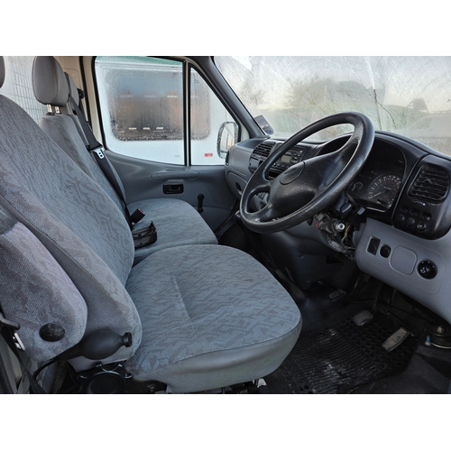 254 - 2001 Ford Transit flat bed twin axle truck, 2496cc diesel. Registration number Y541 JWR. VIN number ... 