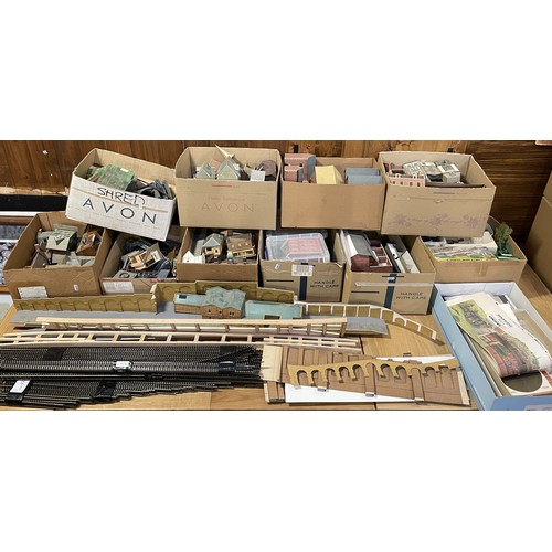 A large collection collection of 00 gauge model railway buildings and ...
