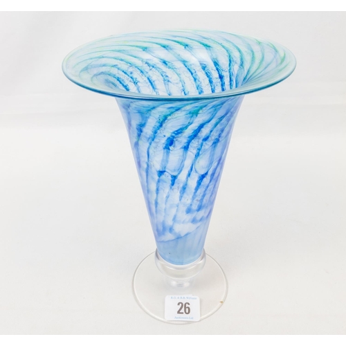 26 - MARTIN ANDREWS STUDIO ART GLASS FOOTED VASE SIGNED TO BASE