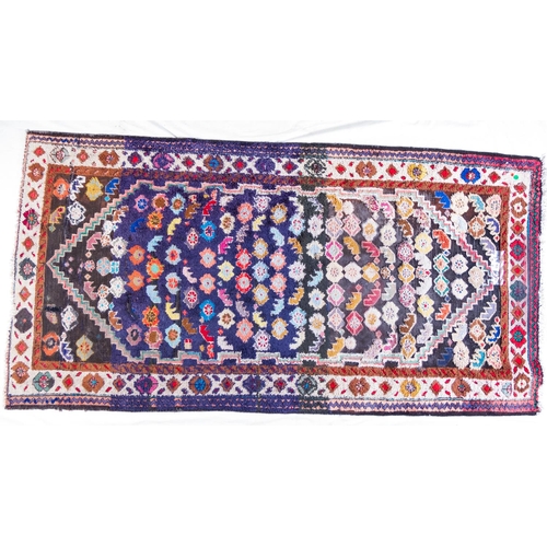 496 - PATT'RUG 196CM X 102CM