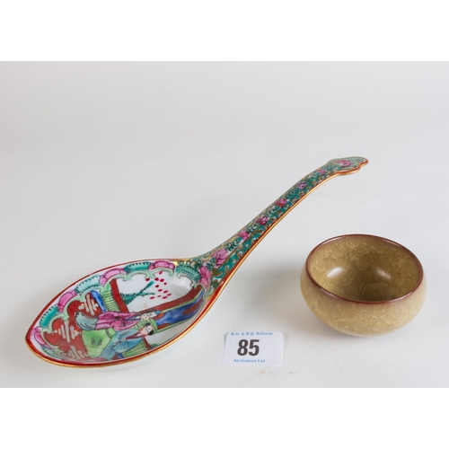 85 - FAMILLE ROSE SPOON & SIGNED CHRYSTALLINE POT