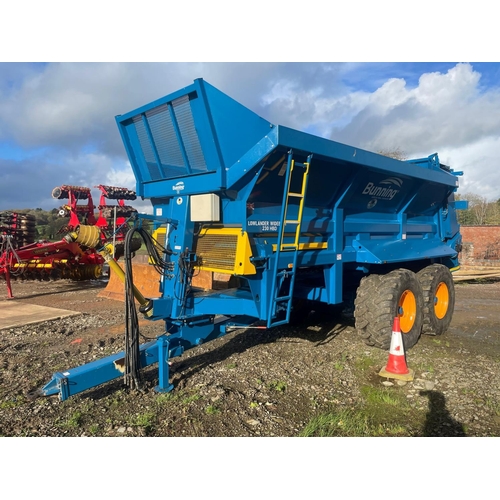 22 - BUNNING LOWLAND WIDEBOTY 230 MUCK SPREADER, 24M, 2017