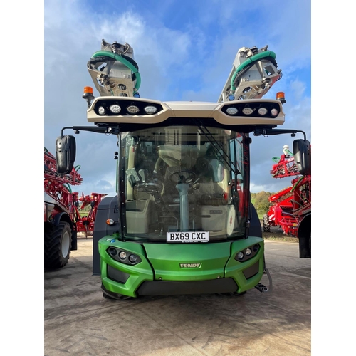 37 - FENDT ROGATOR SPRAYER, 2019