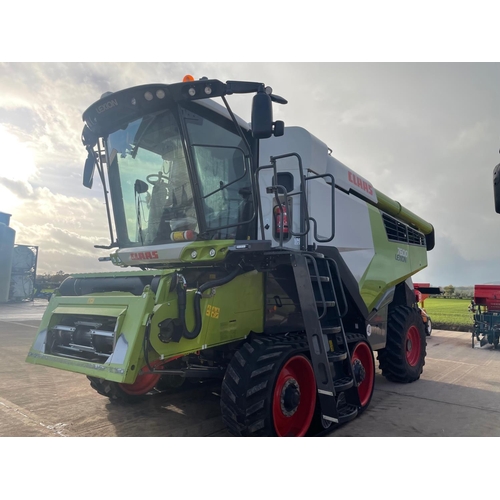 38 - CLAAS LEXION 7600 TT E5 COMBINE, 2021