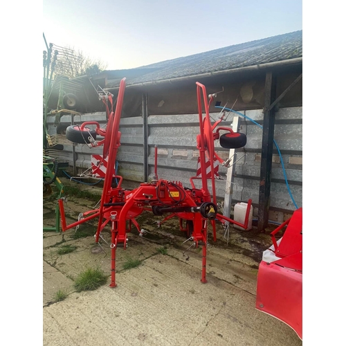 18 - LELY STABILO 600 4 ROW TEDDER