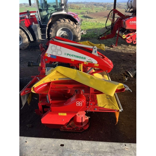 24 - POTTINGER NOVOCAT 301 FRONT MOWER CONDITIONER