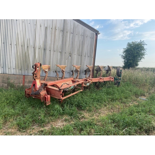 43 - KVERNELAND L085/300 PLOUGH