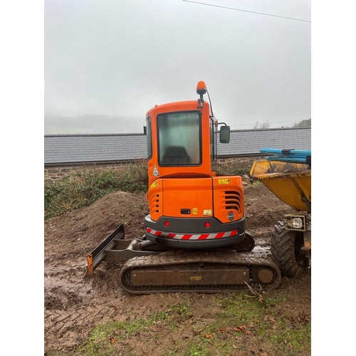 45 - DOOSAN 3 TONNE DX35Z DIGGER