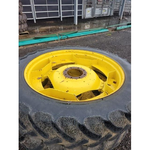 47 - ROW CROP WHEELS