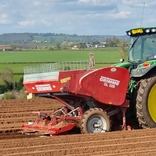 63 - GRIMME GL32B POTATO PLANTER