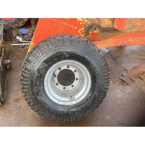 96 - TYRE AND RIM FOR NEW HOLLAND BALER