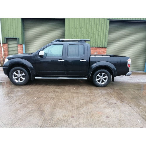 27 - NISSAN NAVARA 2.5 PLATINUM
100,500 MILES APPROX, TOW BAR, ROOF RAILS, MOT 10.6.2023