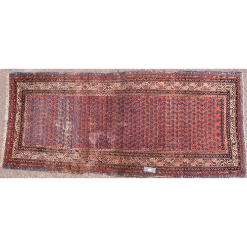 463 - KASHAN RUNNER (WORN) 252CM X 113CM