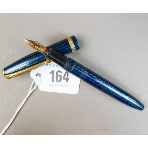 164 - CONWAY STEWART 85L 14CT GOLD NIB FOUNTAIN PEN IN HERRINGBONE BLUE