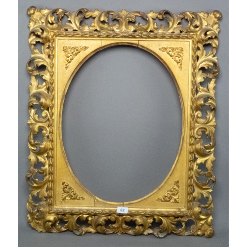 62 - ANTIQUE CARVED WOODEN & GILDED FLORENTINE ROCOCO PICTURE FRAME 68x58CM OVAL APERTURE 48x36CM