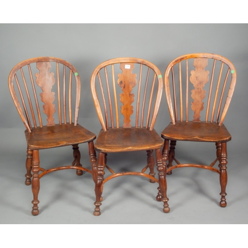 682 - SET 3 YEW WOOD & ELM SEATED EARLY KITCHEN CHAIRS