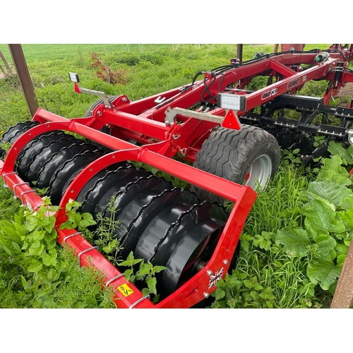 196 - SUMO TTR3AR 3M COMBINATION CULTIVATOR