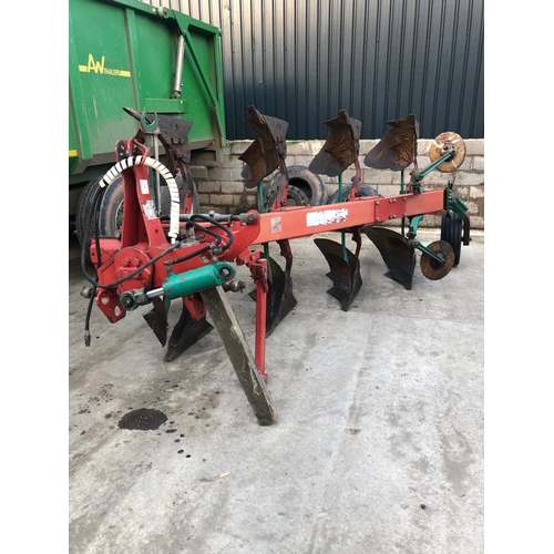 213 - KVERNELAND LD85 4 FUR REVERSIBLE PLOUGH