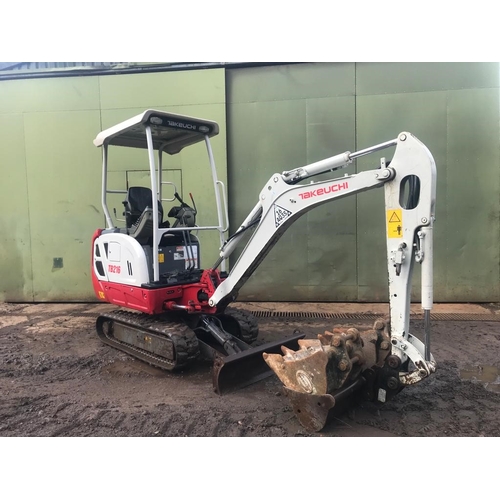 247 - TAKEUCHI TB216