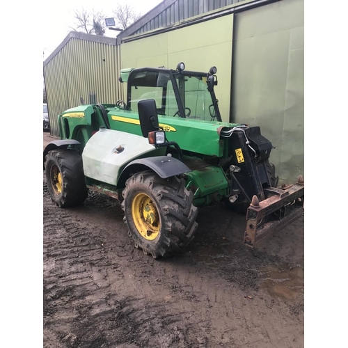 248 - JOHN DEERE 3215