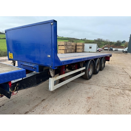 150 - SCANIA G440 FLATBED LORRY AND DRAG
26' lorry bed, 27' drag