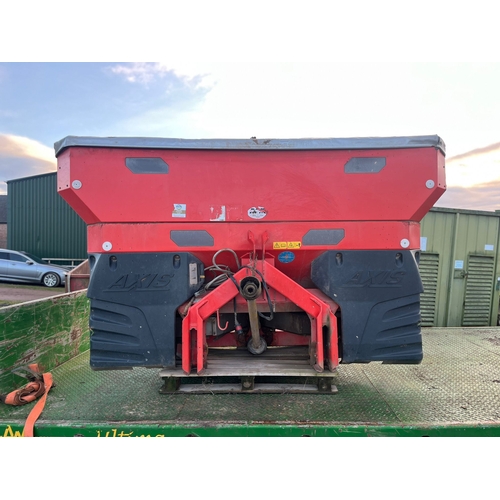 109 - KUHN FERTILISER SPINNER