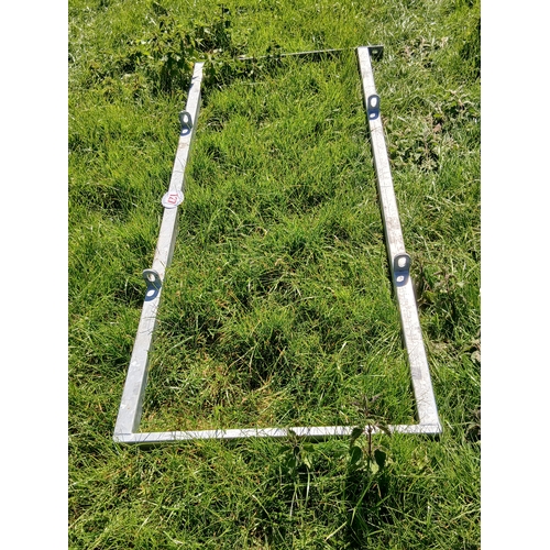 127 - GALVANISED CATTLE RACE SPACER