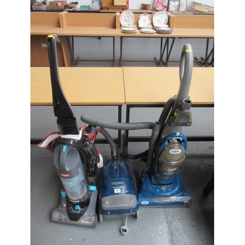 206 - Lot Vacuum Cleaners