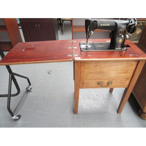 250 - Singer Sewing Machine in Table