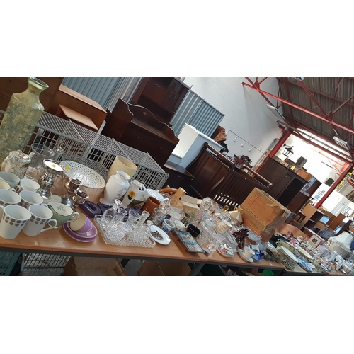 52 - Large quantity of miscellaneous glass and china etc.