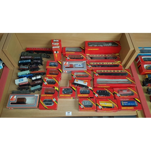 77 - Quantity of boxed Hornby railway OO gauge carriages and loose carriages